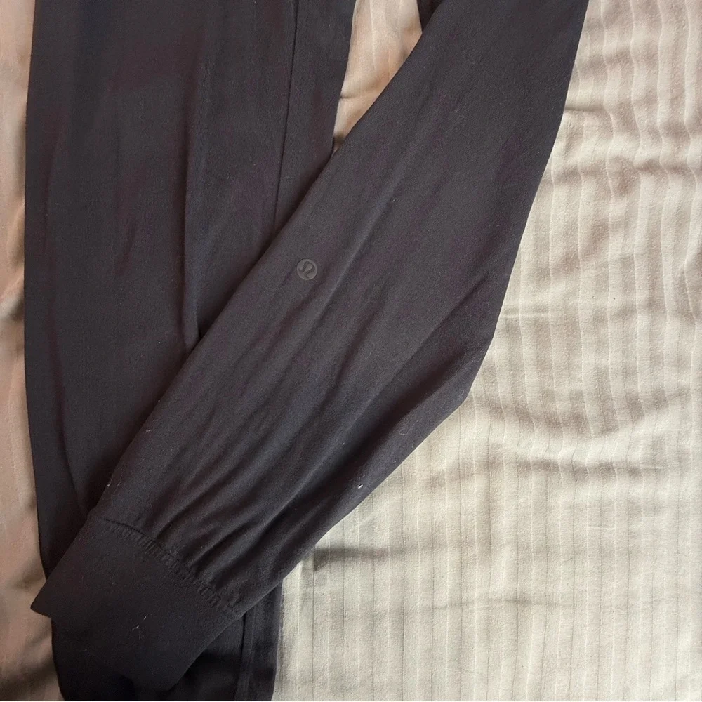 Lululemon Black joggers